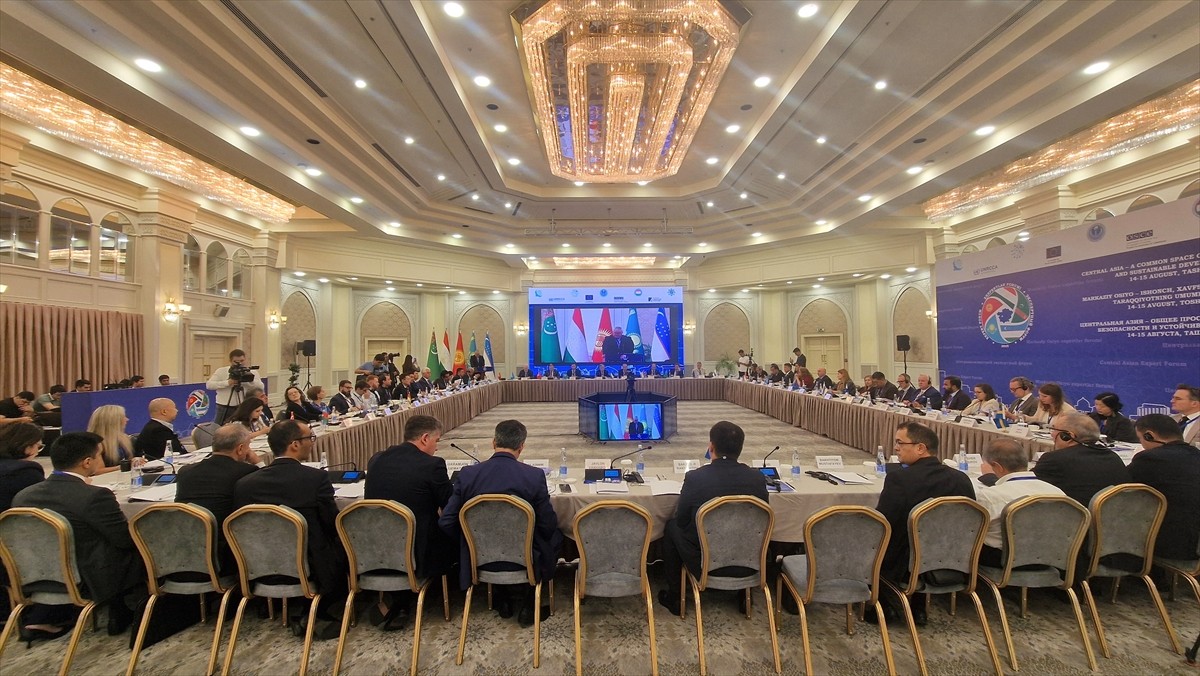 Özbekistan'ın başkenti Taşkent'te "Orta Asya - Karşılıklı Güven, Güvenlik ve Sürdürülebilir...