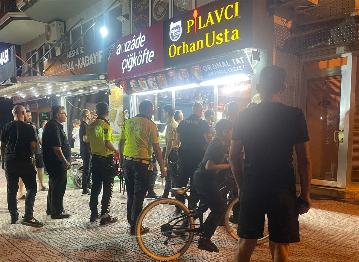 Samsun’un Bafra ilçesinde iki gurup arasında çıkan kavgada, bıçakla yaralanan 2 kişi hastaneye...