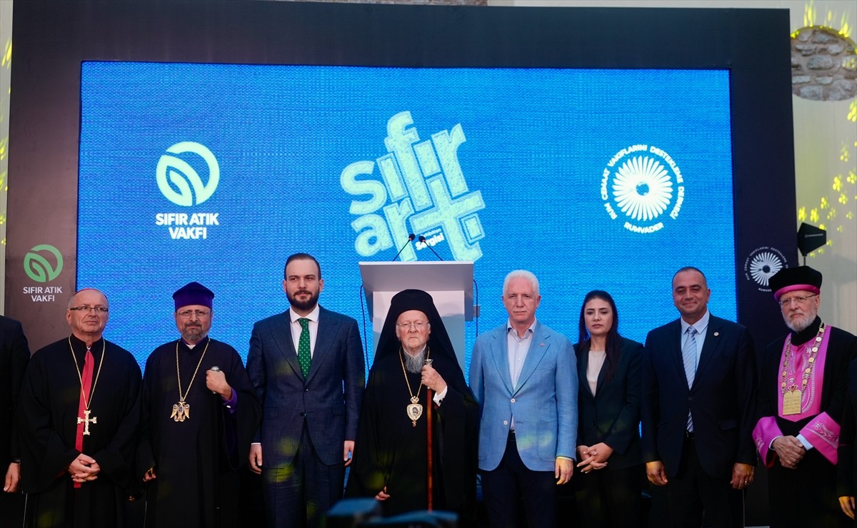 Sıfır Atık Vakfı ve Rum Vakıfları Derneği işbirliğinde düzenlenen "Sıfır Artı" sergisinin kapanış...