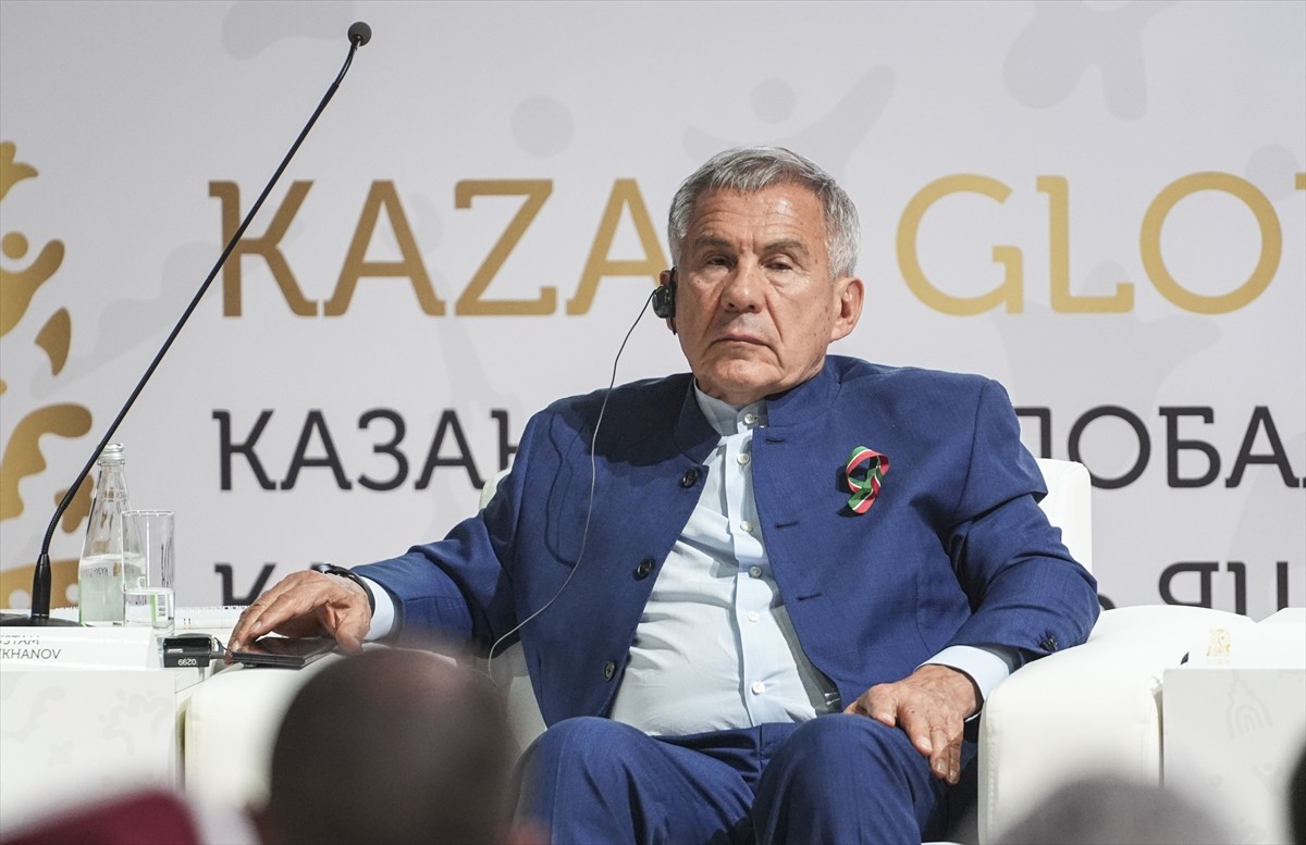 Tataristan Cumhuriyeti Reisi Rüstem Minnihanov, Anadolu Ajansının (AA) Global İletişim Ortağı...