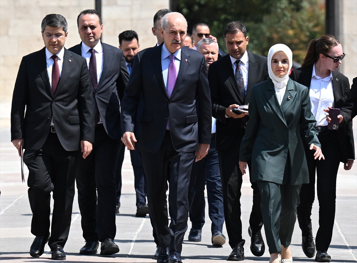 Terörsüz Türkiye' hedefi doğrultusunda kurulan Milli Dayanışma, Kardeşlik ve Demokrasi Komisyonu...