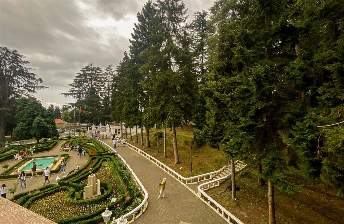 Trabzon'un önemli tarihi ve turistik mekanlarından Atatürk Köşkü'nü yılın 7 aylık döneminde 183...