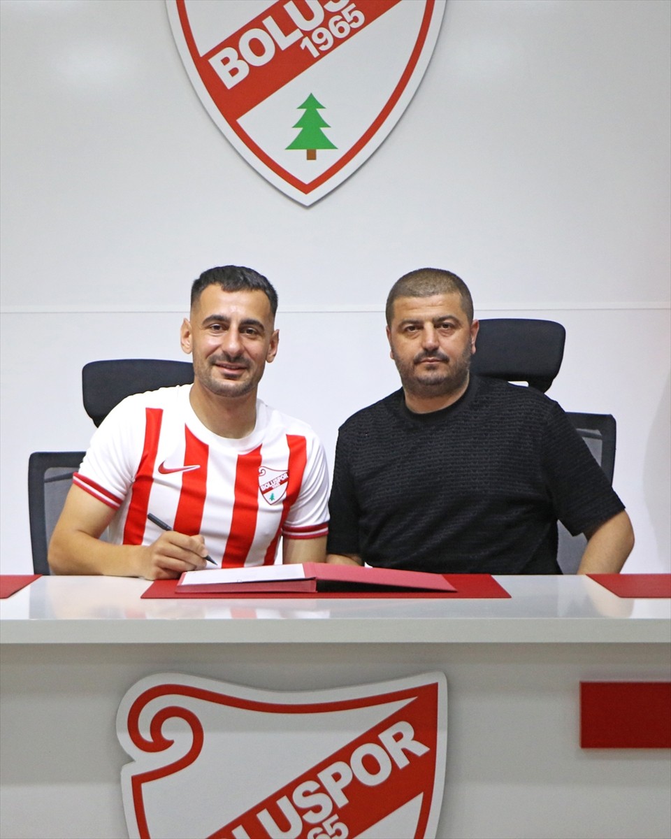 Trendyol 1. Lig ekiplerinden Boluspor, orta saha oyuncusu Rahman Buğra Çağıran'ı transfer etti.