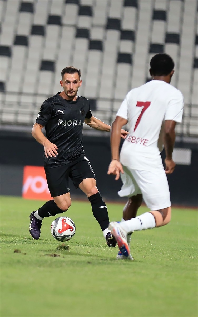 Trendyol 1. Lig’in 2. haftasında Manisa FK ile Atakaş Hatayspor, Manisa 19 Mayıs Stadı’nda...