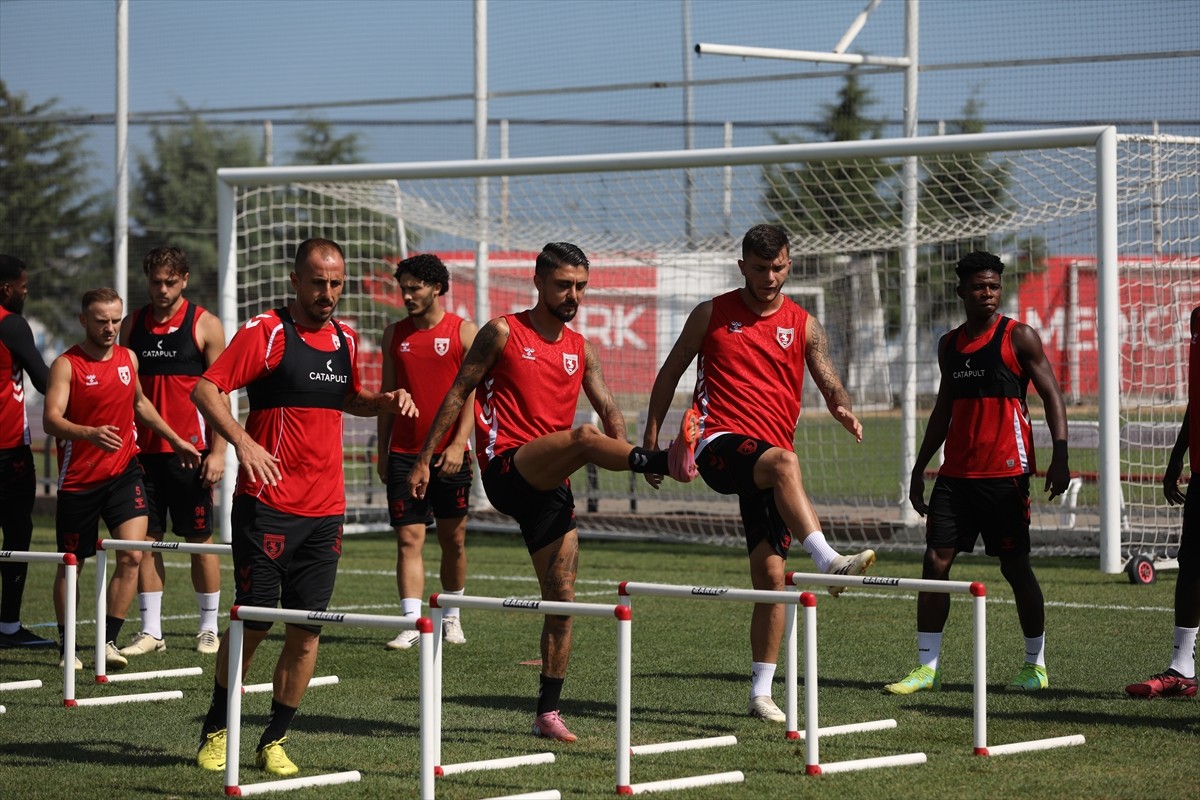 Trendyol Süper Lig ekiplerinden Samsunspor, 16 Ağustos'ta deplasmanda oynayacağı Kocalespor...