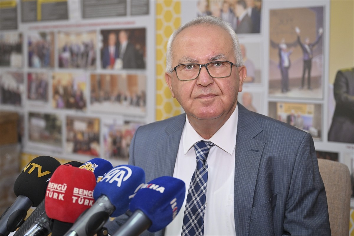 Türkiye Arı Yetiştiricileri Merkez Birliği (TAB) Başkanı Ziya Şahin, bu yıl kurulan 8 bilimsel...