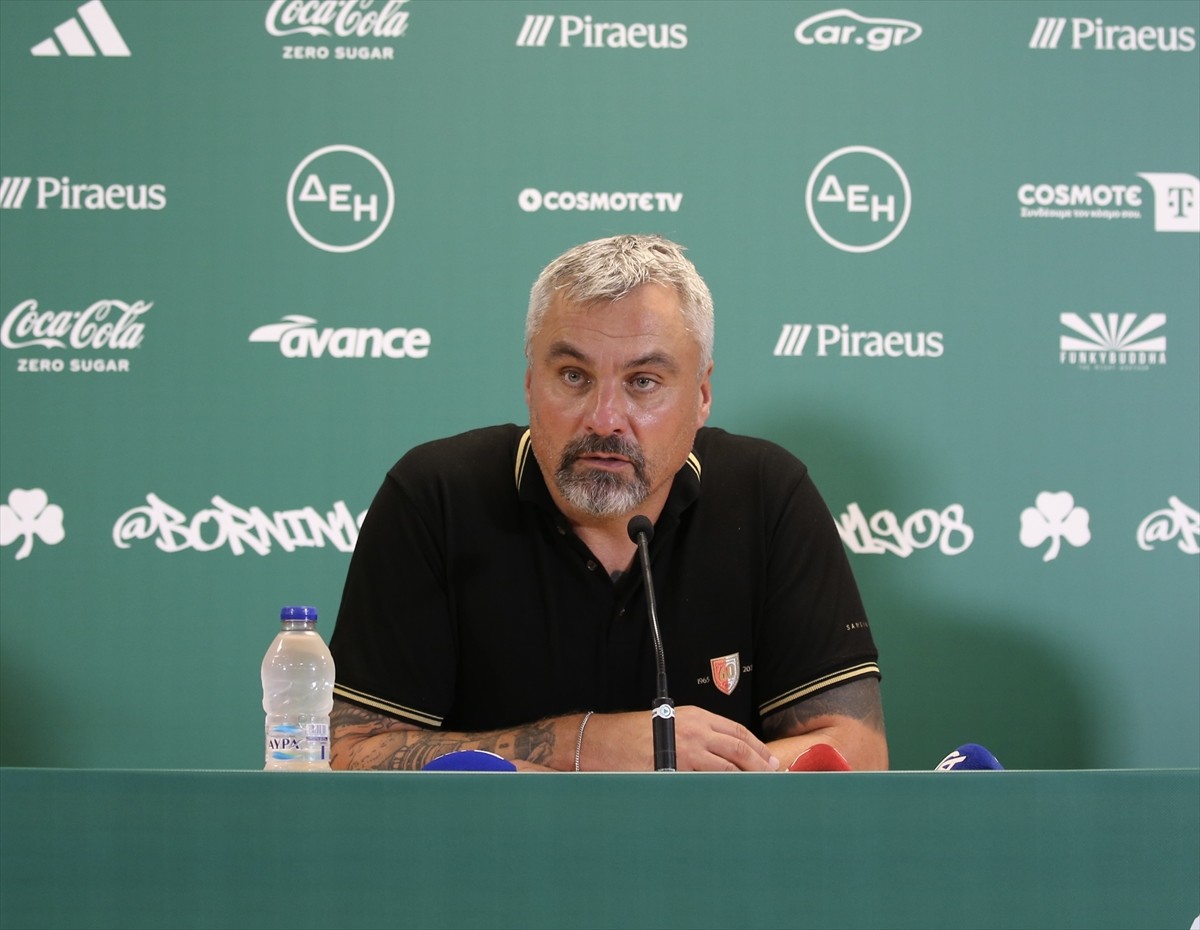 UEFA Avrupa Ligi play-off turu ilk maçında Samsunspor , Yunanistan'ın Panathinaikos ekibi ile...