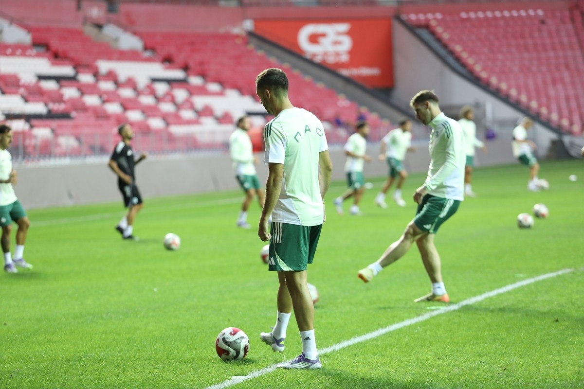 UEFA Avrupa Ligi play-off turu rövanş maçında yarın Samsunspor'a konuk olacak Panathinaikos...