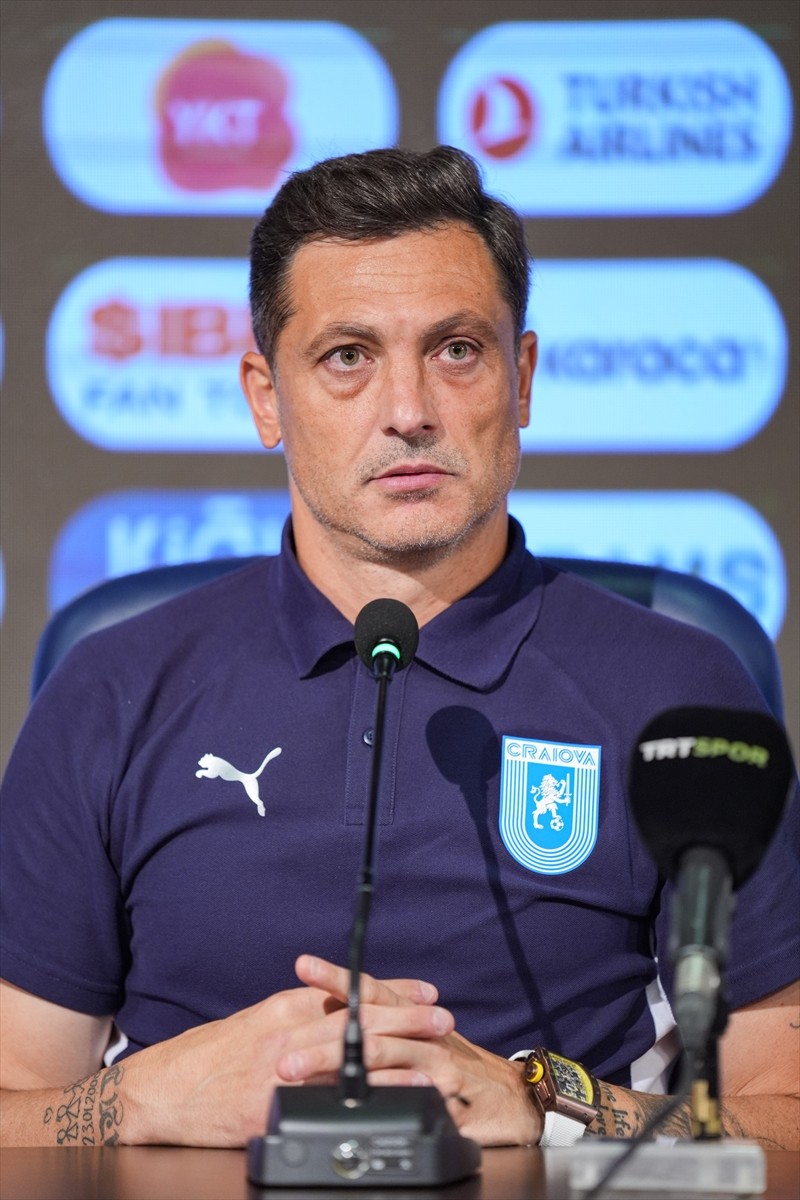 UEFA Konferans Ligi play-off turunda, İstanbul Başakşehir ile Universitatea Craiova takımları...