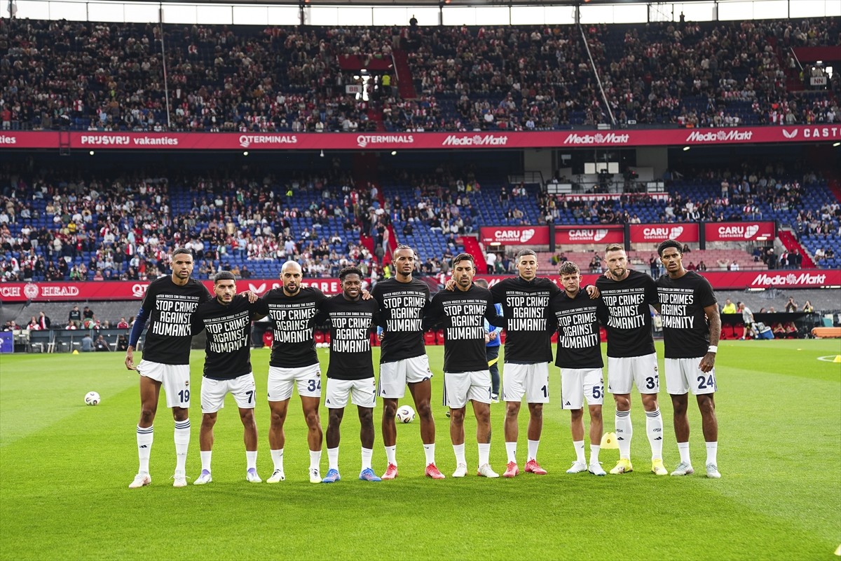 UEFA Şampiyonlar Ligi 3. eleme turu ilk maçında Fenerbahçe ile Feyenoord takımları De Kuip...