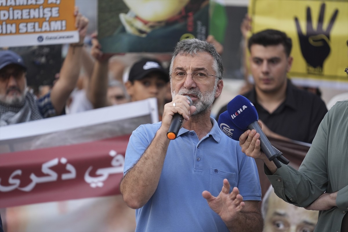 Uluslararası Rabia Platformu ve bazı sivil toplum kuruluşlarınca, Mısır'daki "Rabia katliamı"nın...