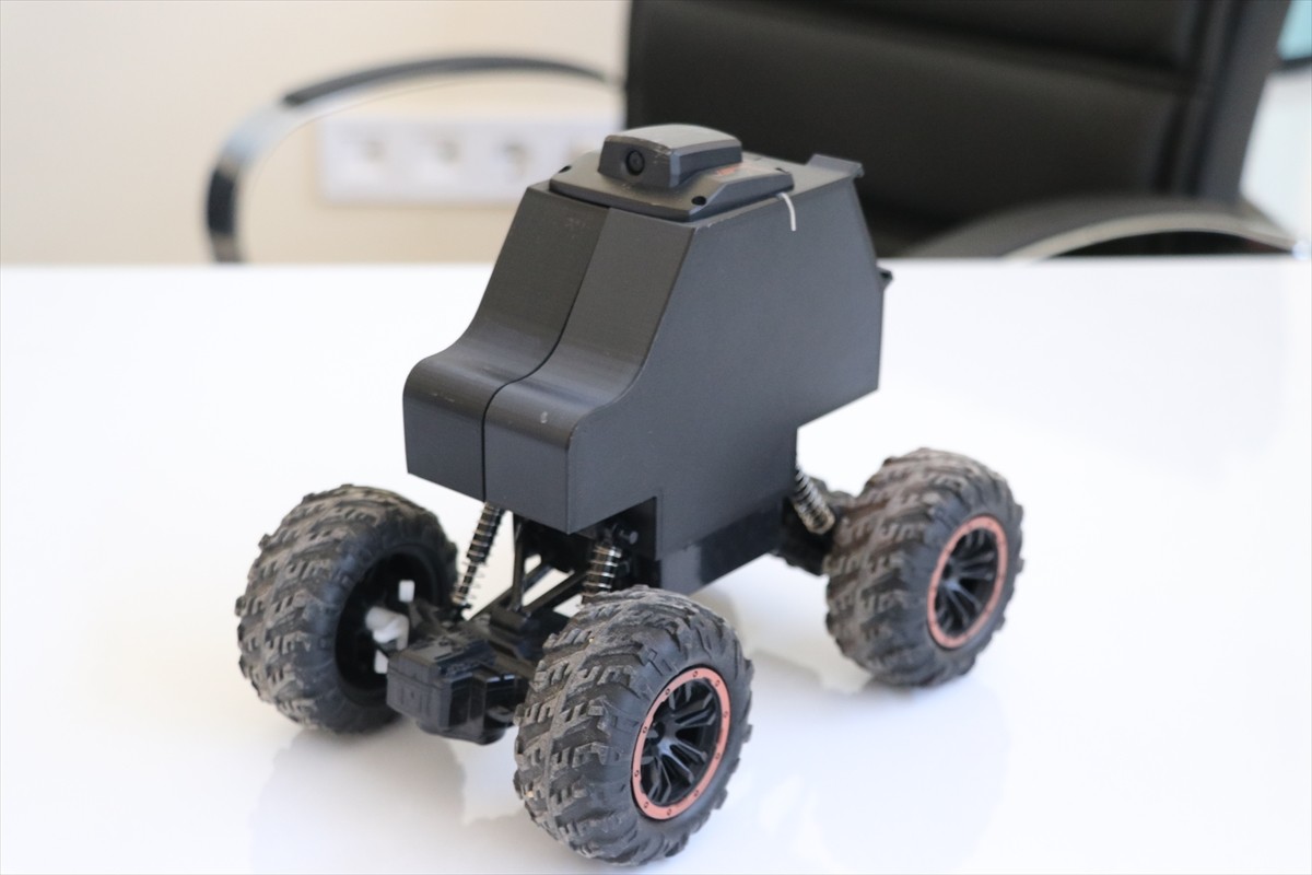 Yozgat Bozok Üniversitesi Bilgisayar Programcılığı Bölümü'nden bu yıl mezun olan Said Enes ve...