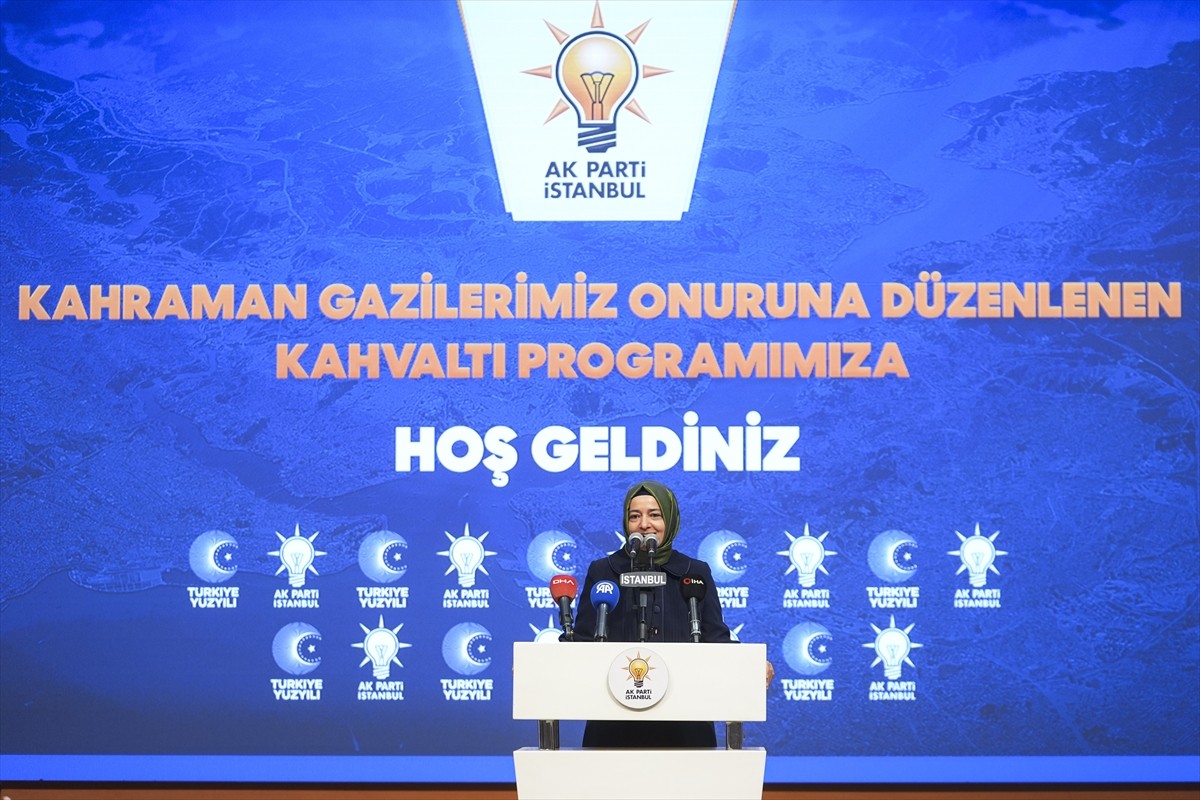 AK Parti Genel Başkan Yardımcısı Fatma Betül Sayan Kaya, AK Parti İstanbul İl Başkanlığınca...
