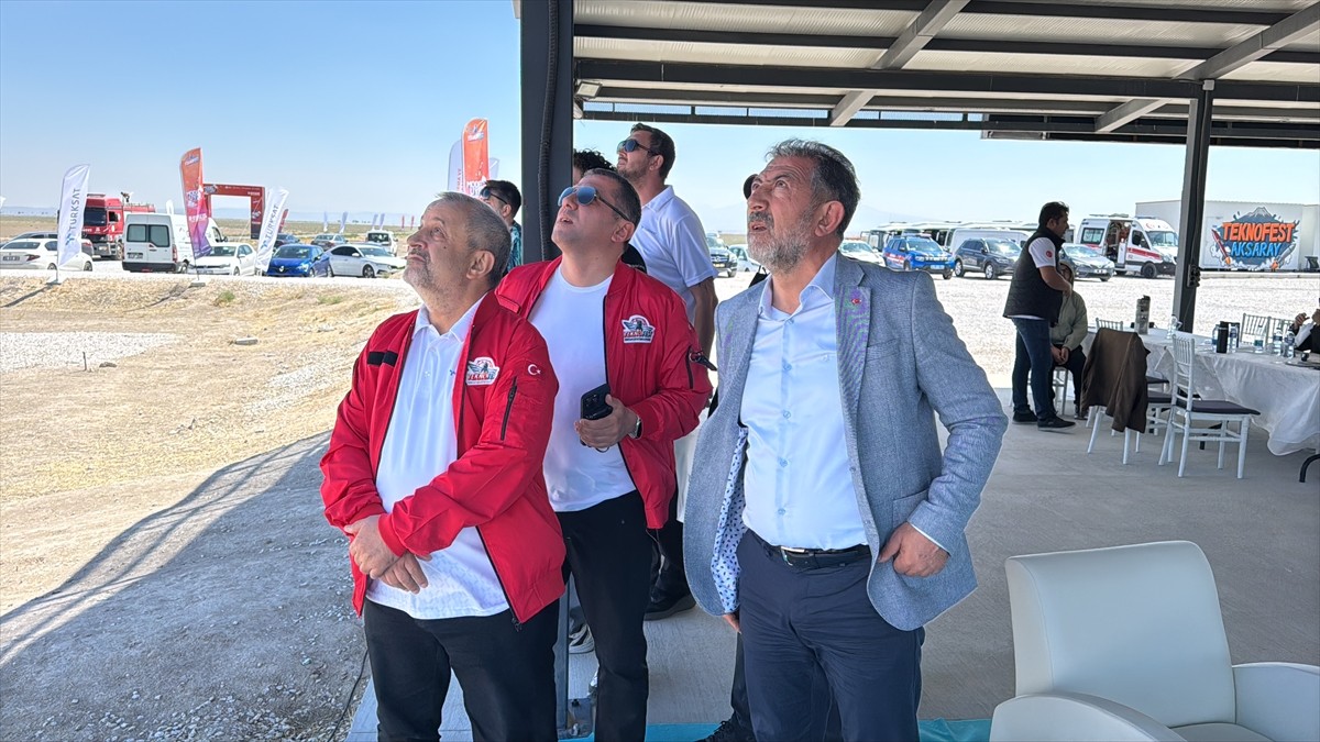 Aksaray Tuz Gölü'nde bulunan Hisar Atış Alanı'nda TÜRKSAT ve Türkiye Teknoloji Takımı Vakfı iş...