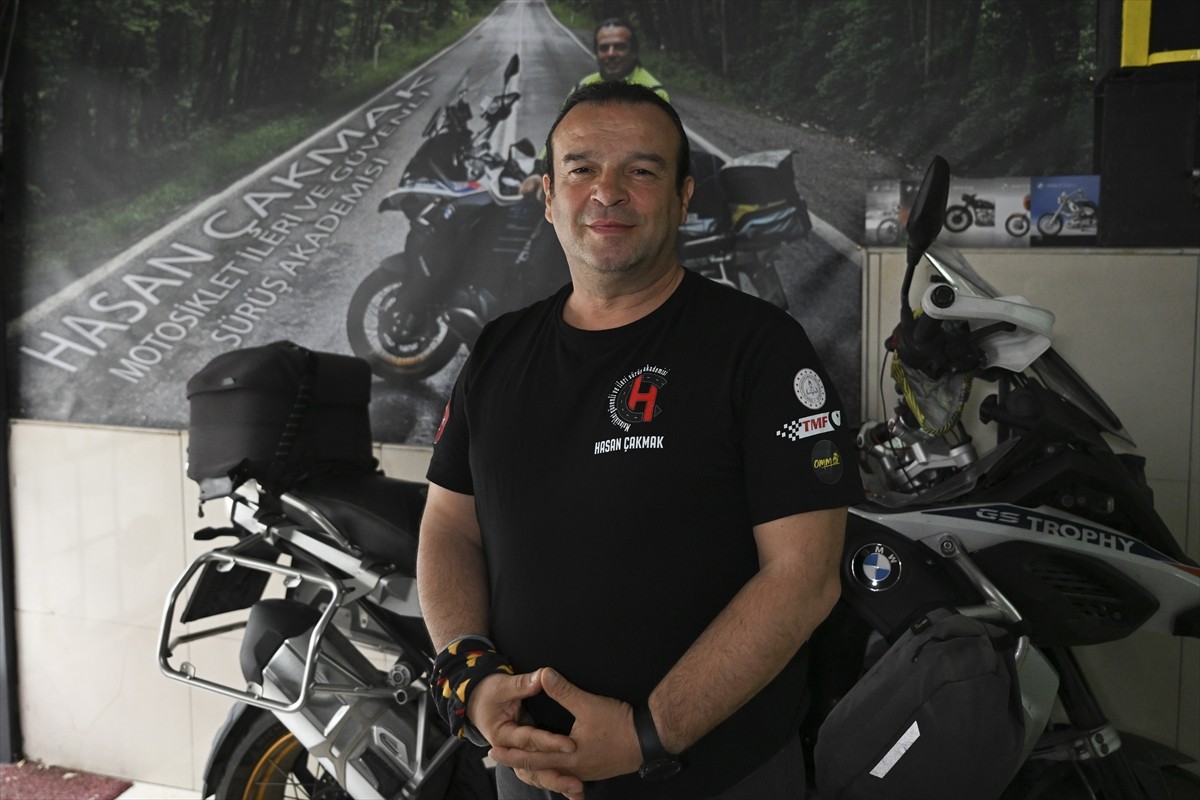 Anadolu Ajansının (AA) "Trafikte Motosiklet Gerçeği" başlıklı dosyasının bu haberinde, motosiklet...