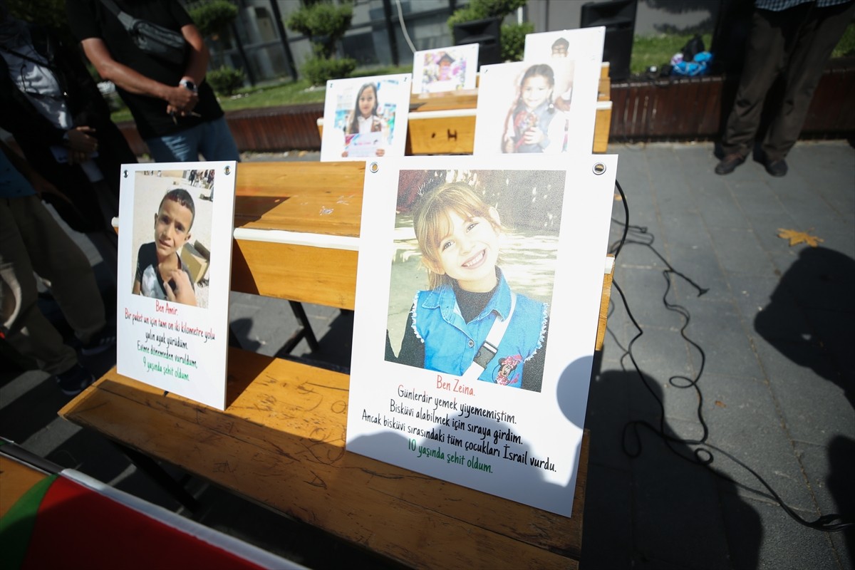 Balıkesir AK Parti İl Başkanlığınca Gazze'de savaş nedeniyle okula başlayamayan çocuklar anısına...