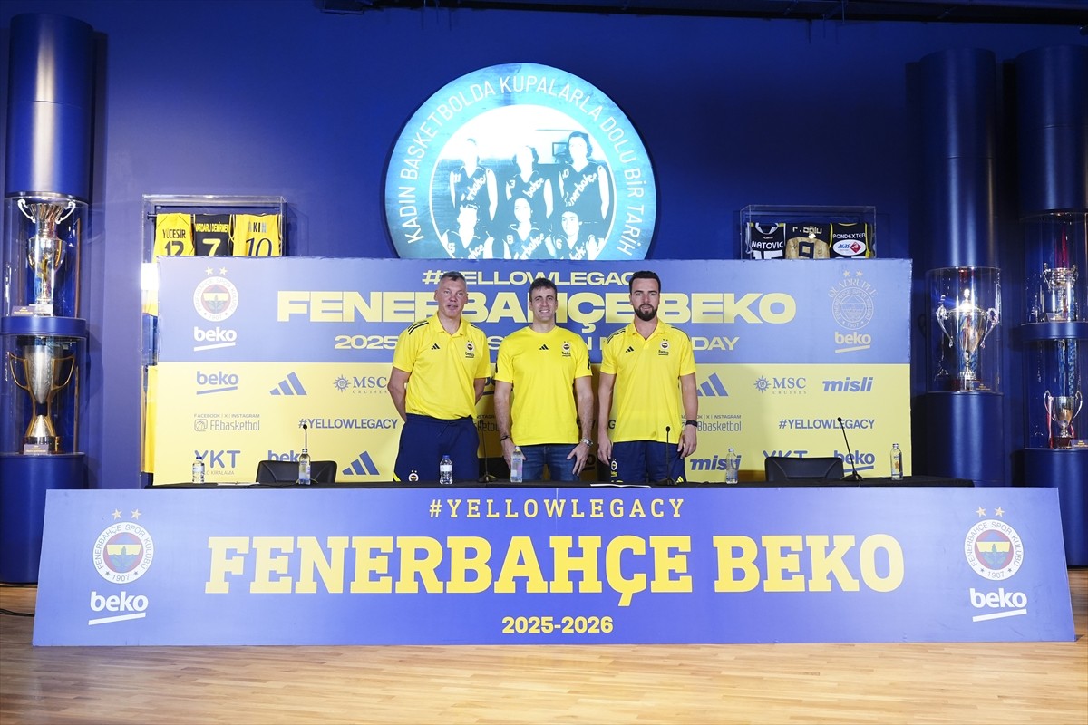 Basketbol Avrupa Ligi'nin ilk haftasında yarın Paris Basketbol'u konuk edecek Fenerbahçe Beko'da...