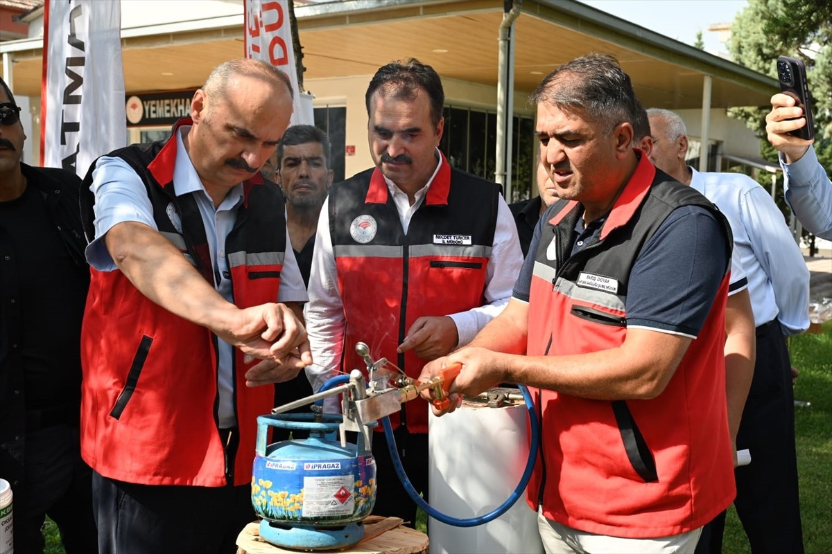 Batman'da Valilik himayesinde, Tarım ve Orman İl Müdürlüğü bünyesinde, İl Özel İdaresinin...