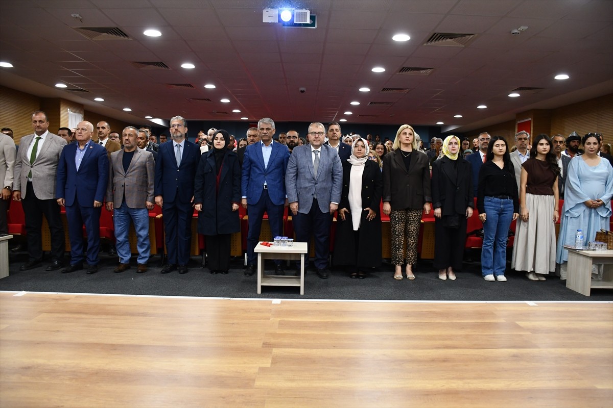 Bilecik'in Gölpazarı ilçesinde Fatih Dönmez Kültür Merkezi Konferans Salonu'nun açılışı...