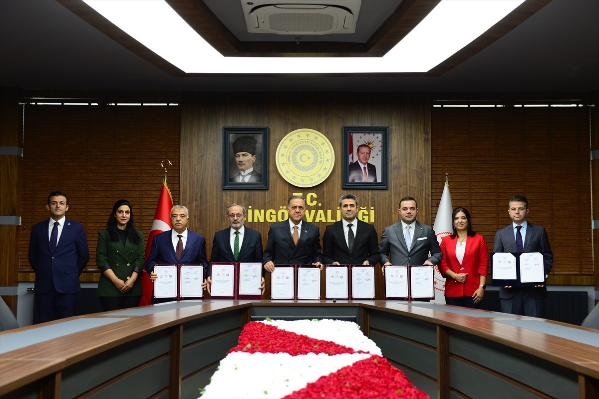 Bingöl'de coğrafi işaretle tescillenen yöresel ürünlerin sayısının artırılması hedefiyle iş...