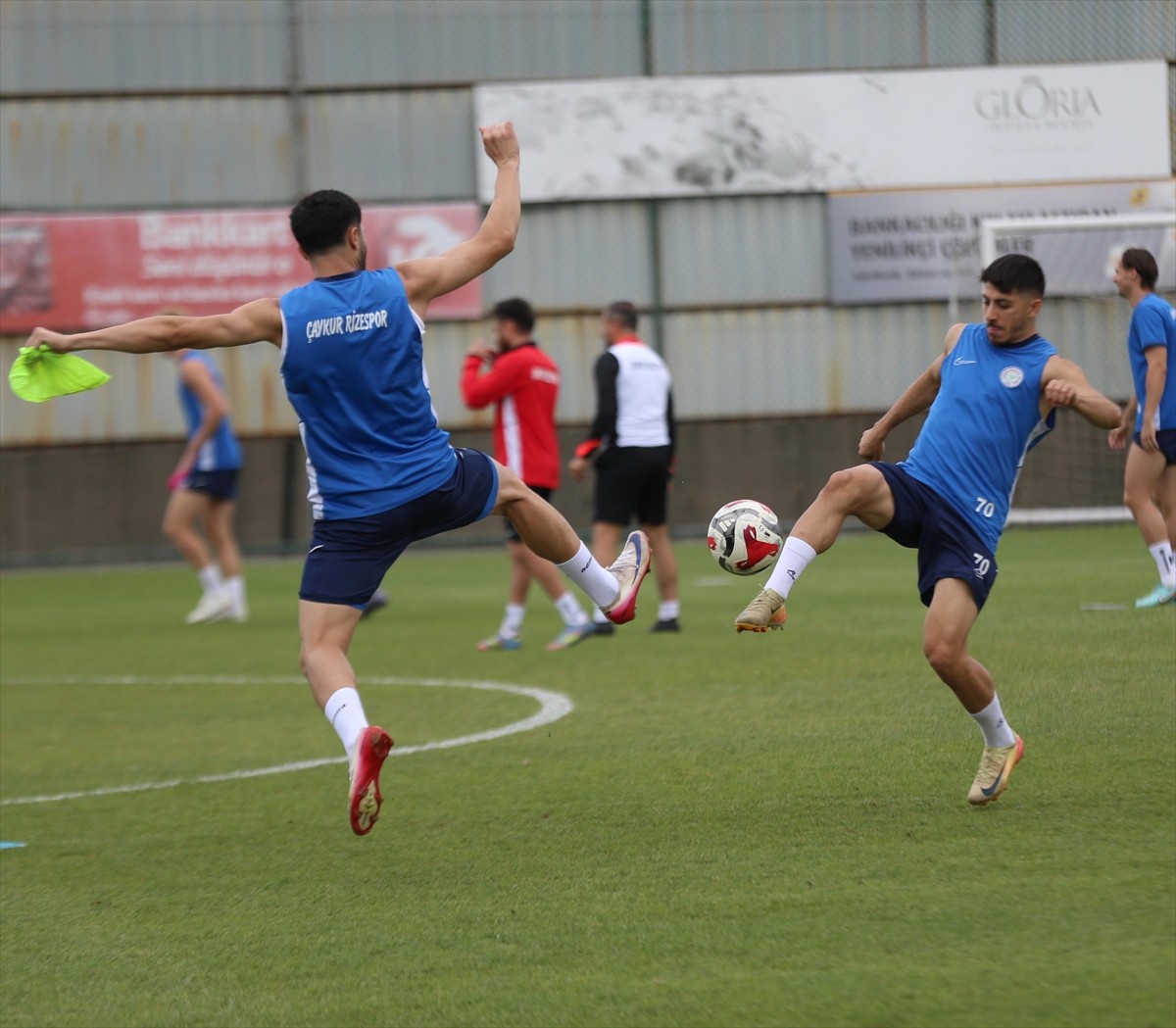 Çaykur Rizespor, Trendyol Süper Lig'in 6. haftasında deplasmanda Kocaelispor ile yapacağı maçın...
