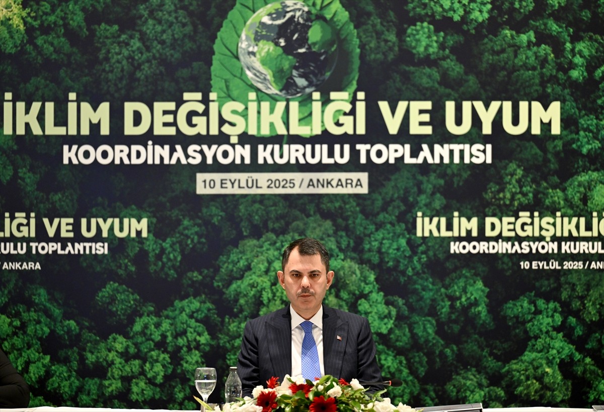 Çevre, Şehircilik ve İklim Değişikliği Bakanı Murat Kurum, Ankara'da, Bilkent Otel'de düzenlenen...