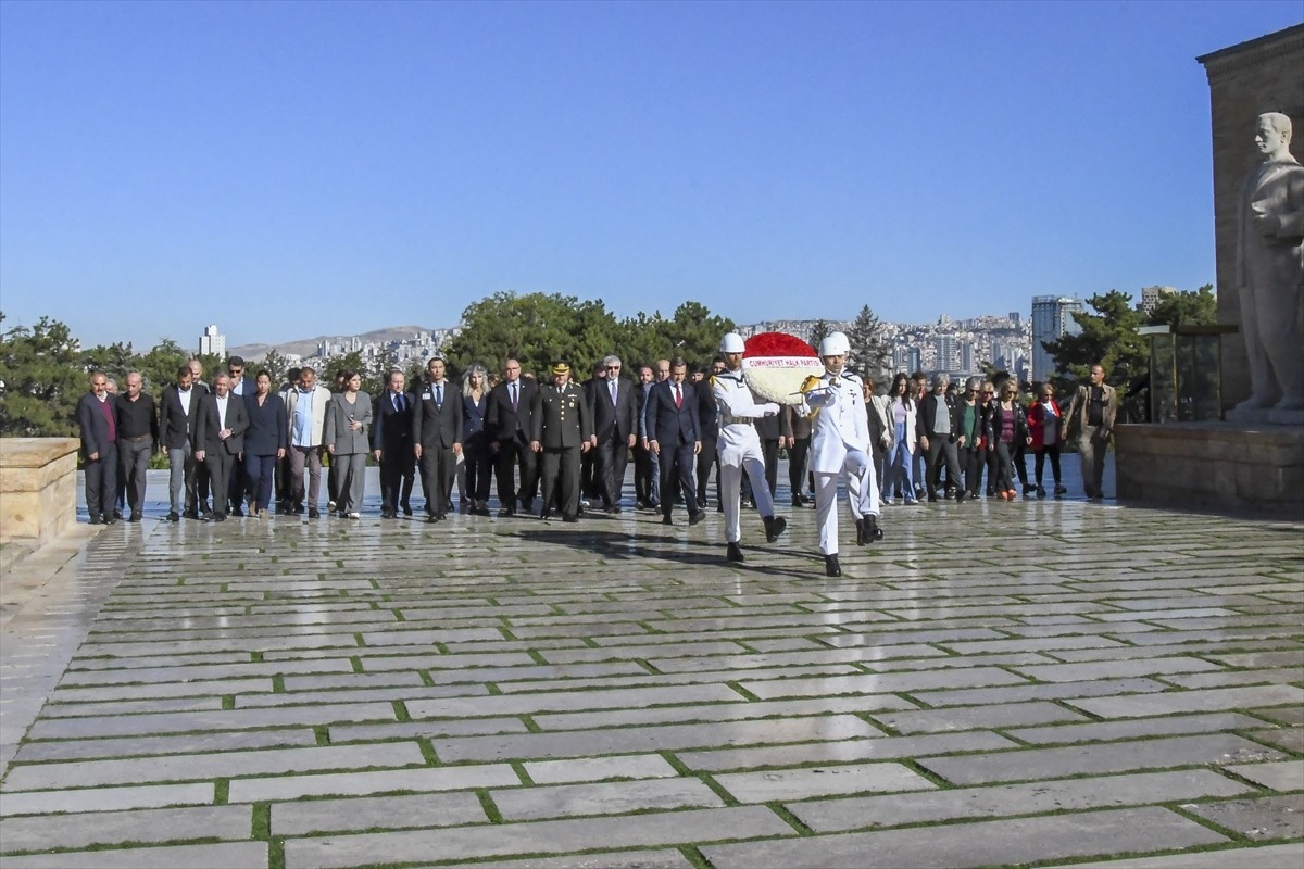 CHP Genel Başkan Yardımcısı ve Parti Sözcüsü Deniz Yücel başkanlığındaki heyet, 22. Olağanüstü...