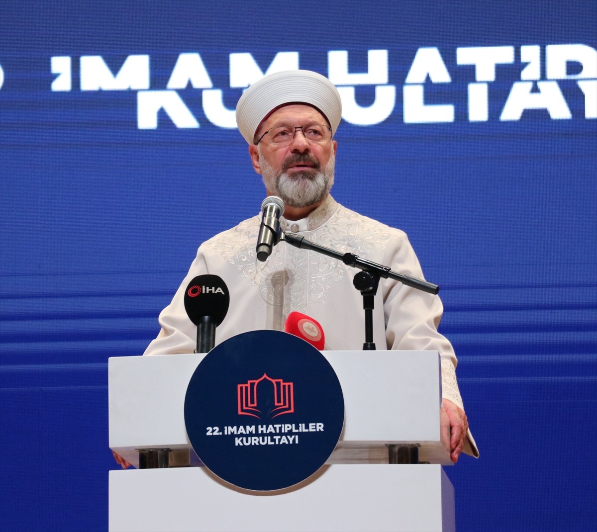 Diyanet İşleri Başkanı Ali Erbaş, ÖNDER İmam Hatipliler Derneğinin ev sahipliğinde Şahinbey Kongre...