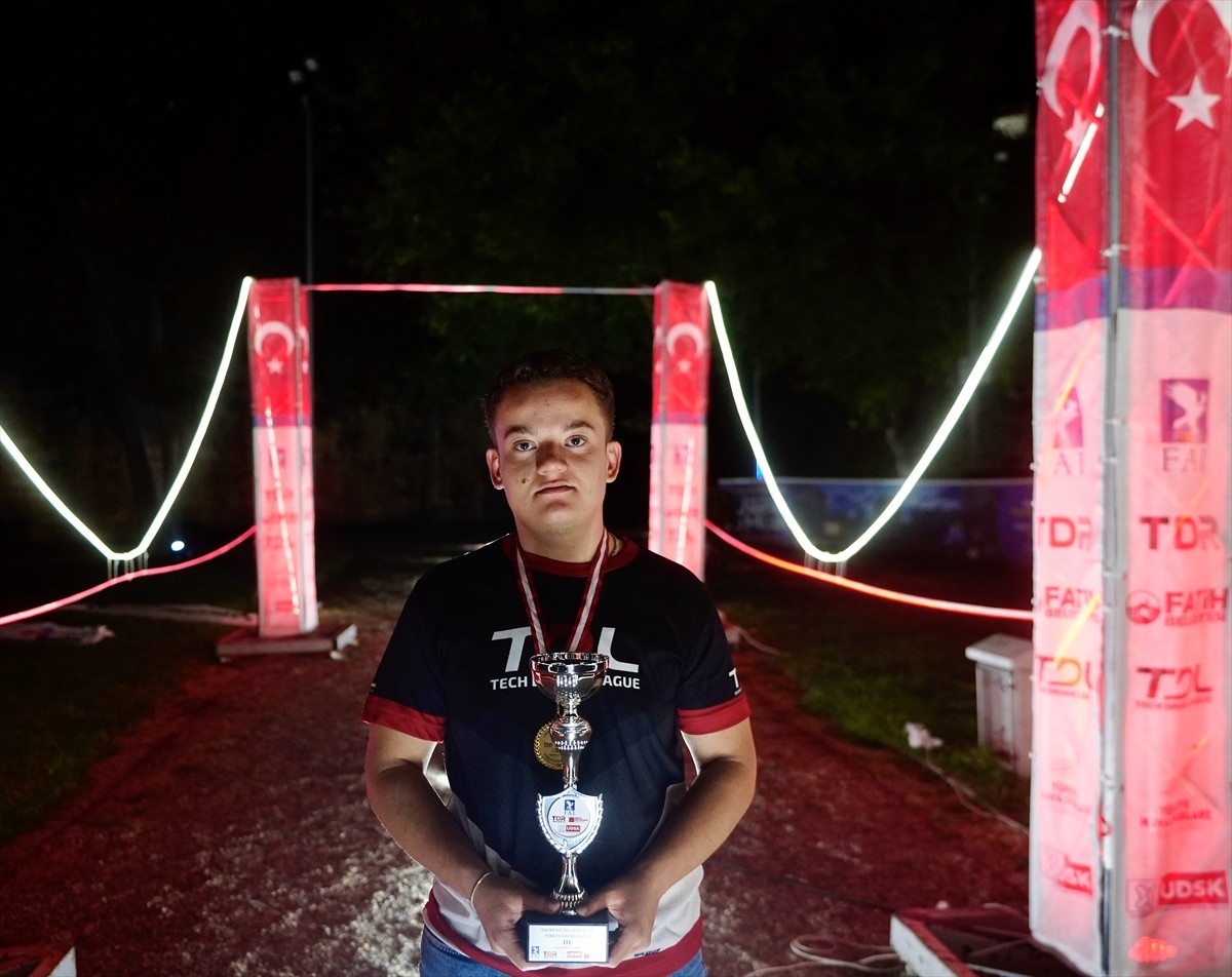 Dünya Hava Sporları Federasyonu (FAI) Drone Yarışları Dünya Kupası'nın Türkiye etabı, İstanbul'da...