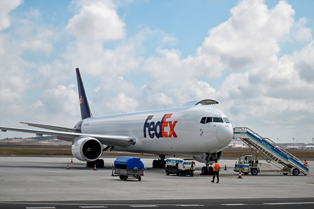 Dünyanın en büyük ekspres taşımacılık şirketlerinden biri olan Federal Express Corporation'ın...