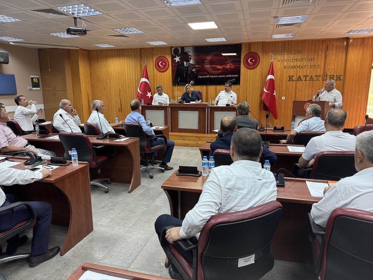 Edirne İl Genel Meclisi eylül ayı toplantıları 4. birleşimi, Meclis Başkanı Çiğdem Gegeoğlu'nun...