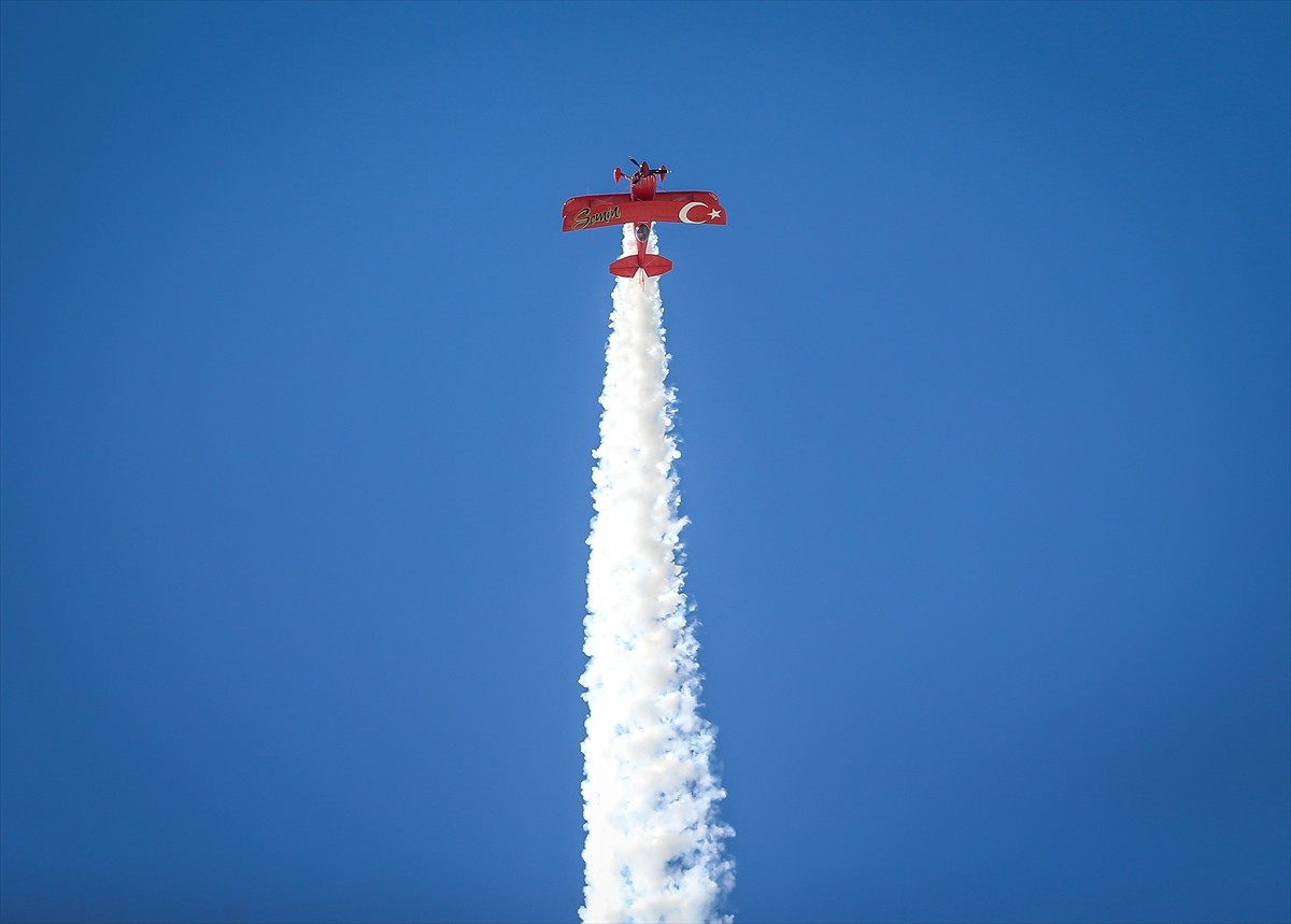 Eskişehir'in Sivrihisar ilçesinde "Sivrihisar Hava Gösterileri"nin bu yıl 10'uncusu düzenlendi....