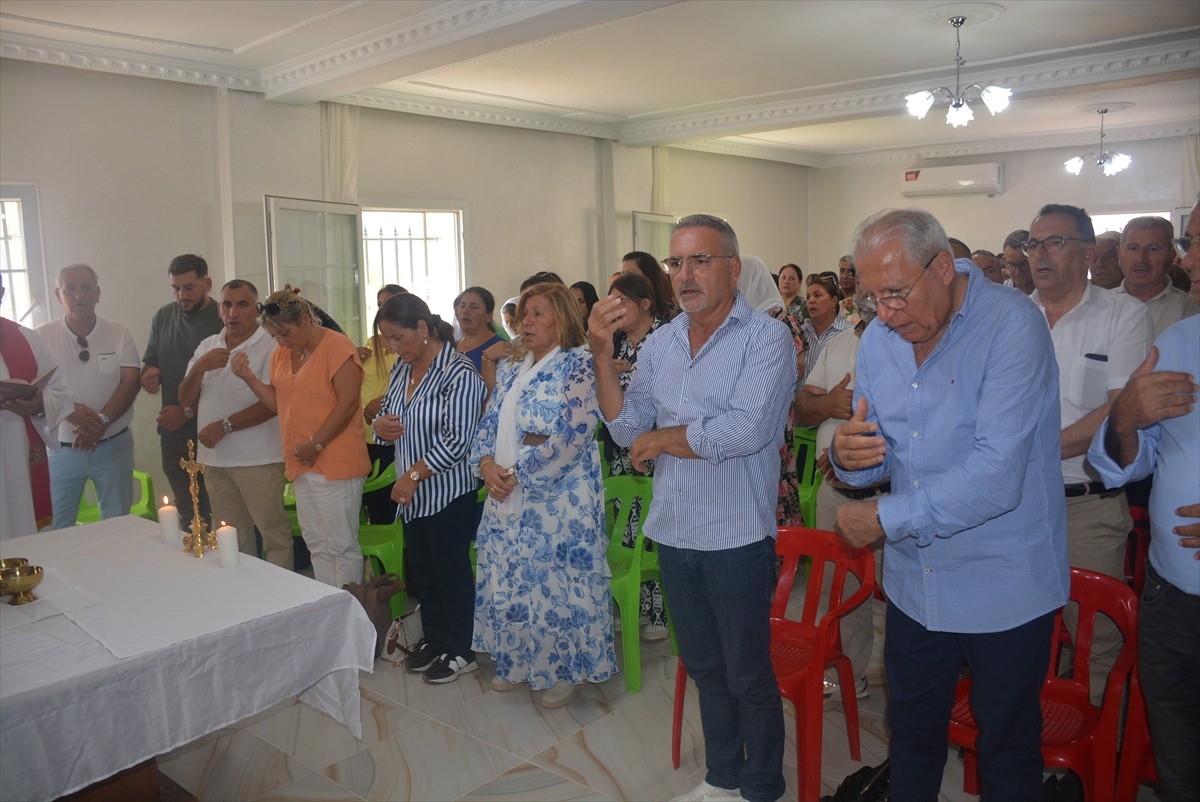 Fransa'dan Şırnak'a gelen bazı Asuriler, Silopi ilçesinin Aksu köyüne ziyarette bulundu. Fransa'da...