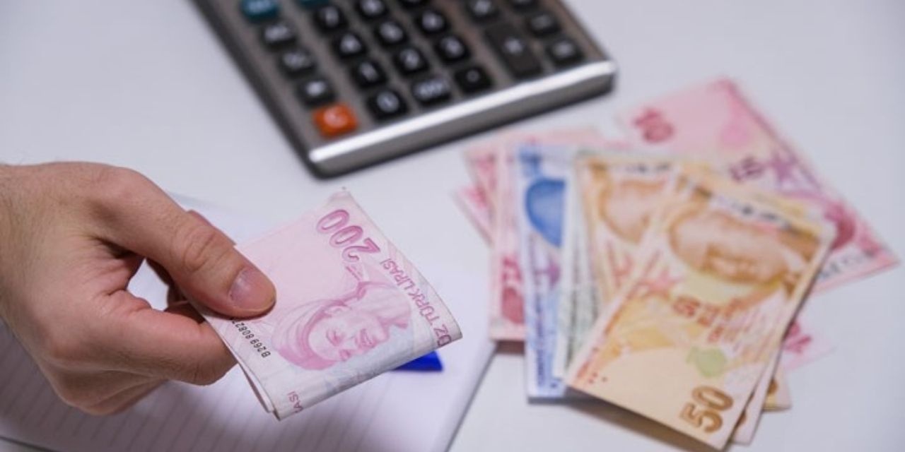 Gençlerin Gözü Kulağı Bu Haberdeydi: Evlilik Kredisi 250 Bin TL'ye Yükseldi, KYK Yurtlarında ise Yeni Rekor