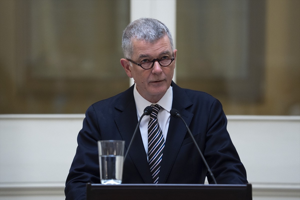 Görevi sona eren ve MI6 Başkanlığını yakında Blaise Metreweli'ye devredecek İngiltere dış...