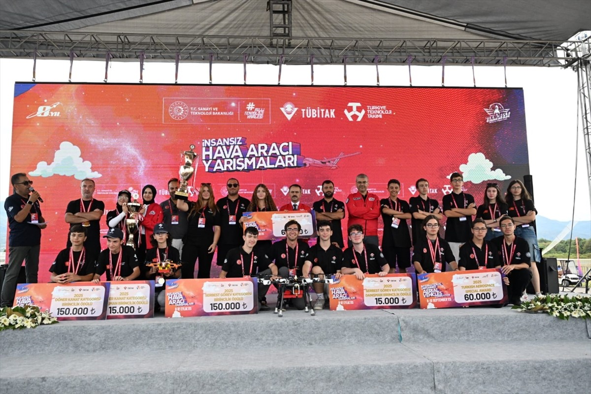 Havacılık, Uzay ve Teknoloji Festivali (TEKNOFEST) kapsamında Türkiye Bilimsel ve Teknolojik...