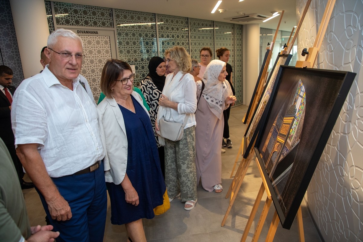 Hırvatistan'ın Sisak kentindeki Recep Tayyip Erdoğan İslam Kültür Merkezi'nde, fotoğraf...