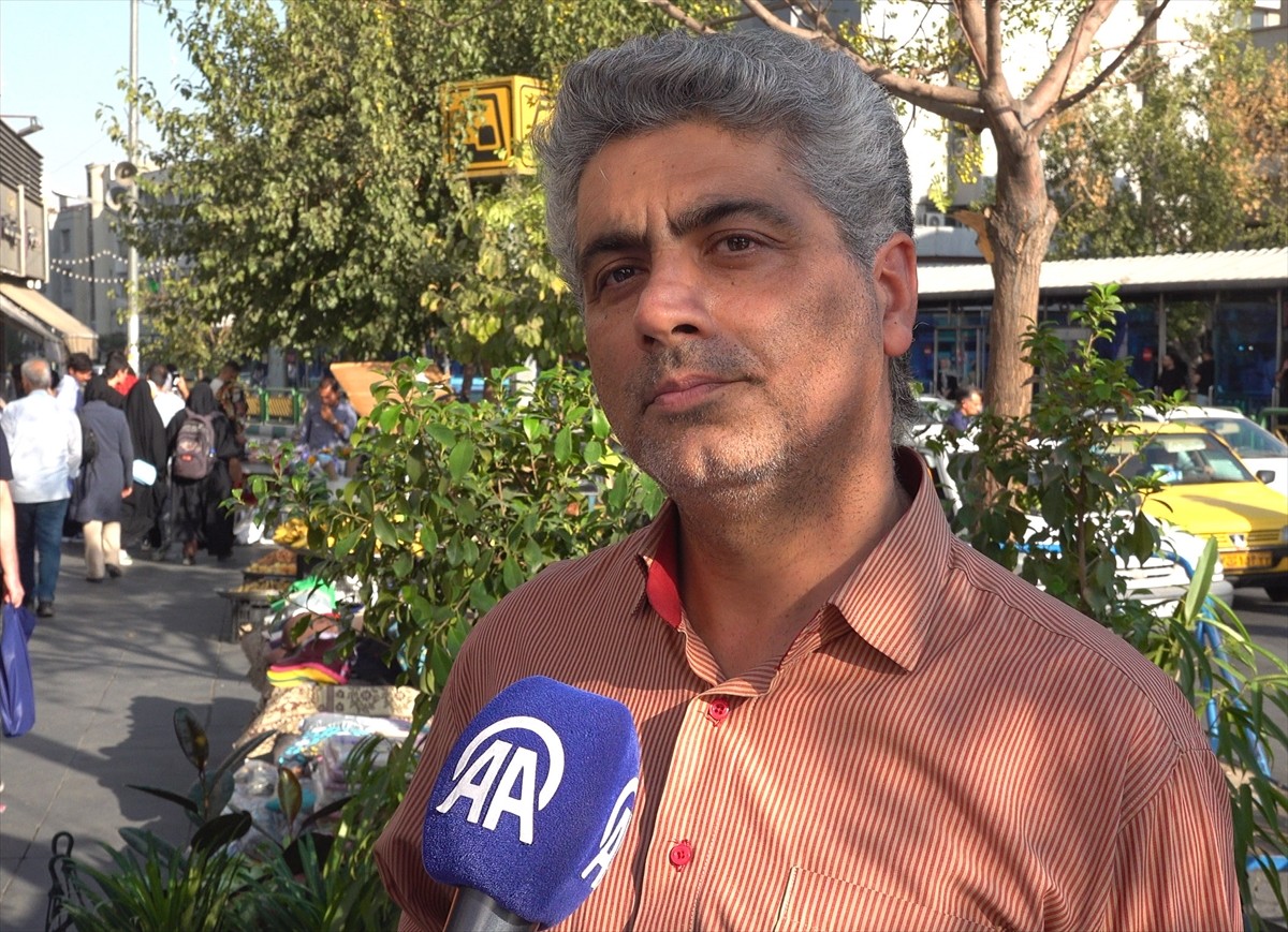 İran'da özellikle son aylarda sıcak havalardan kaynaklı enerji tüketiminin zirveye çıkmasıyla...