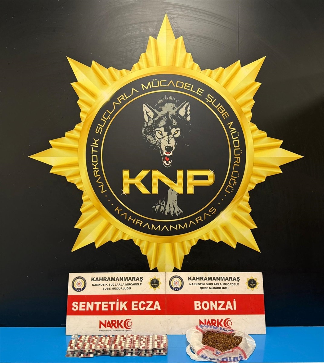 Kahramanmaraş'ta uyuşturucu ticareti yaparken yakalanan zanlı tutuklandı. Zanlının üst aramasında...