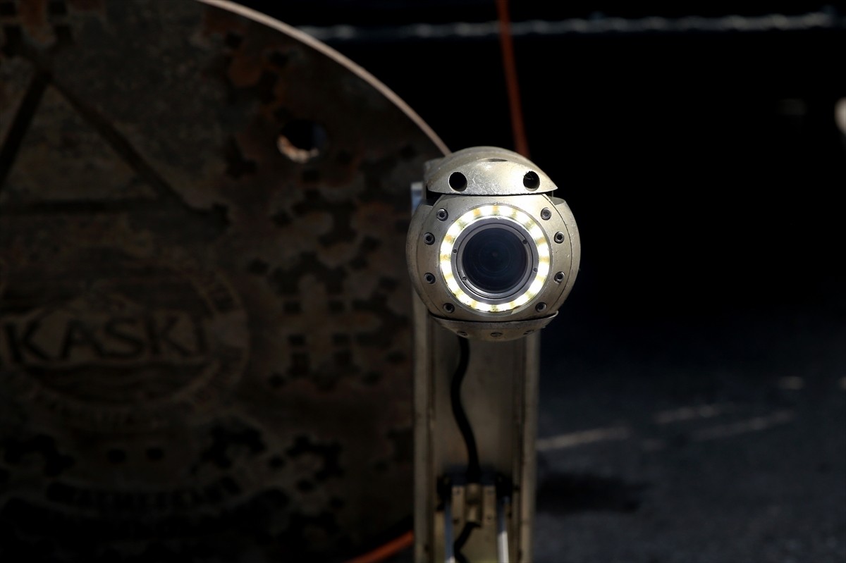 Kayseri Büyükşehir Belediyesi Su ve Kanalizasyon İdaresi (KASKİ) Genel Müdürlüğü ekipleri...