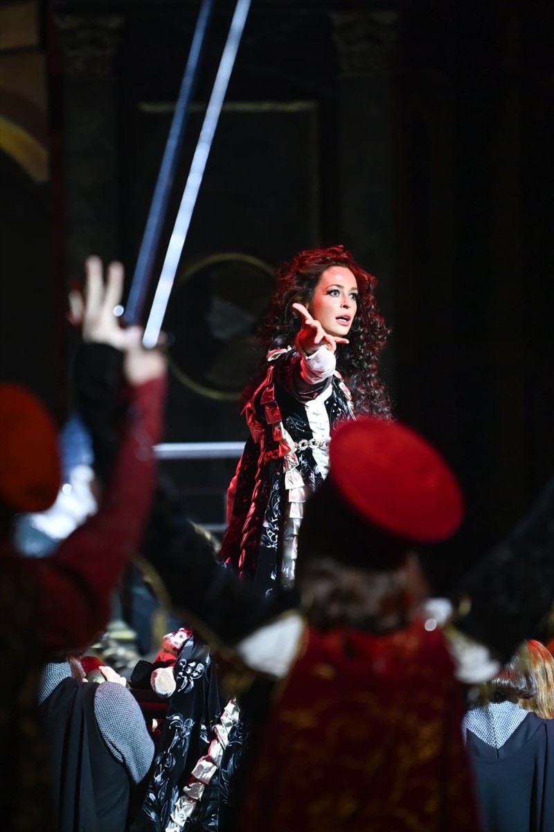 Kültür ve Turizm Bakanı Mehmet Nuri Ersoy, İstanbul Kültür Yolu Festivali kapsamında Atatürk...