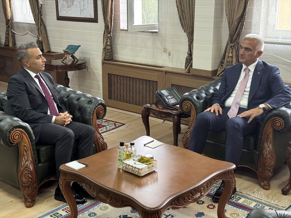 Kültür ve Turizm Bakanı Mehmet Nuri Ersoy (sağda), Ardahan'da ziyaretler gerçekleştirdi. Vali...