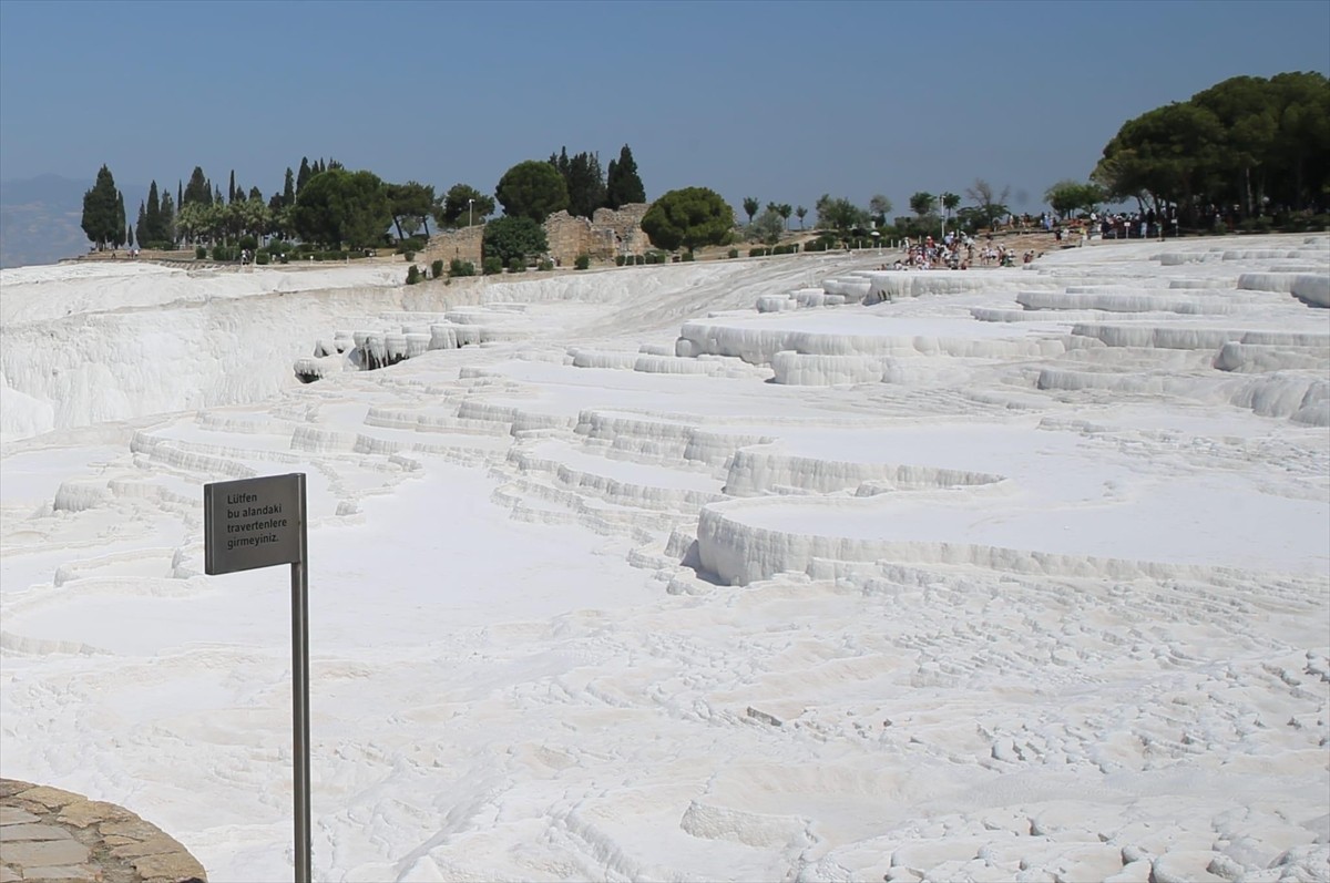 Kültür ve Turizm Bakanlığı, ocak-ağustos döneminde müze ve ören yerlerini 21 milyon 610 bin 964...