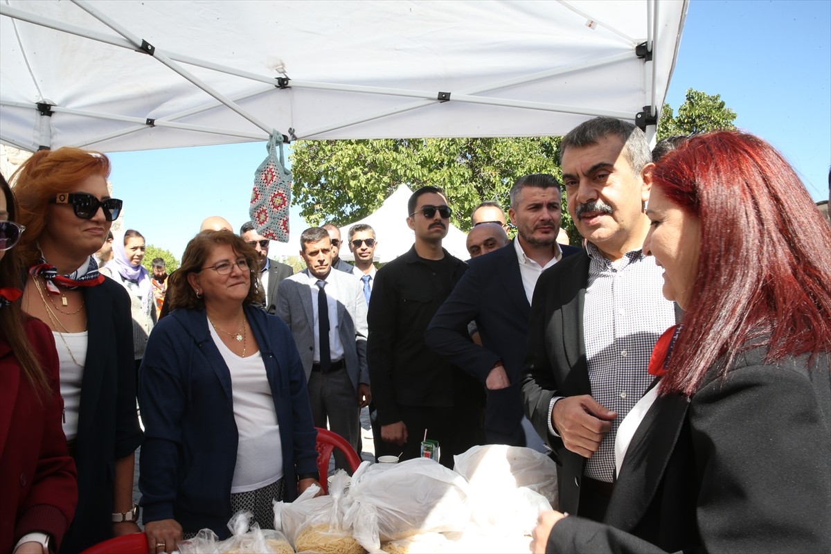 Milli Eğitim Bakanı Yusuf Tekin (fotoğrafta), Kültür ve Turizm Bakanlığı katkılarıyla Seyyid...