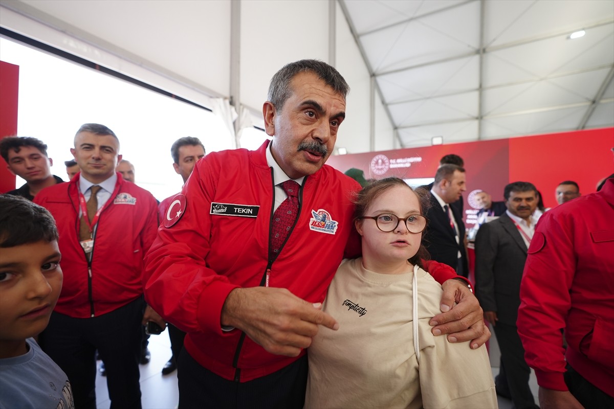 Milli Eğitim Bakanı Yusuf Tekin, Sanayi ve Teknoloji Bakanlığı ile Türkiye Teknoloji Takımı Vakfı...