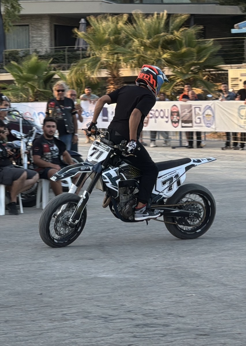 Muğla'nın Bodrum ilçesinde bu yıl ikincisi düzenlenen Uluslararası Bodrum Motofest, binlerce...