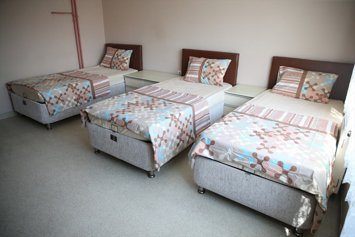 Ordu'da, Gençlik ve Spor Bakanlığına bağlı Kredi ve Yurtlar Kurumu (KYK) yurtları yeni akademik...