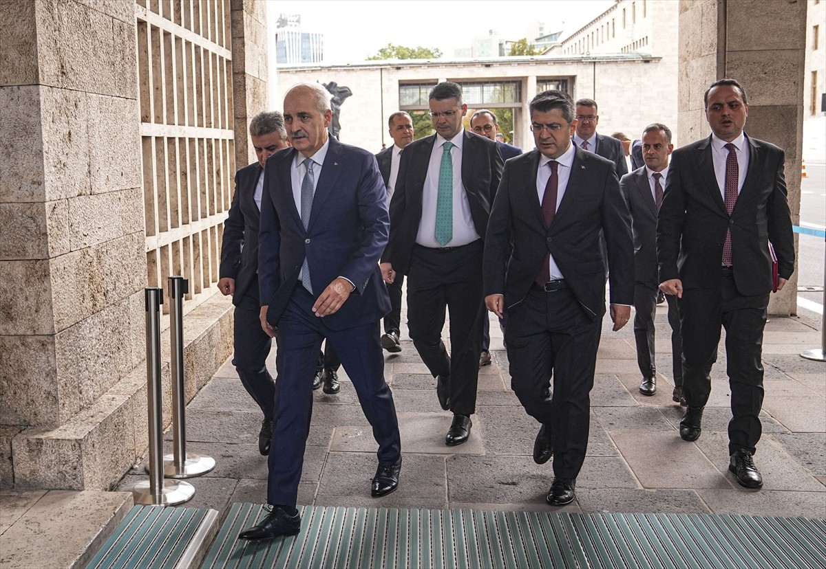 "Terörsüz Türkiye" hedefi doğrultusunda TBMM'de kurulan Milli Dayanışma, Kardeşlik ve Demokrasi...