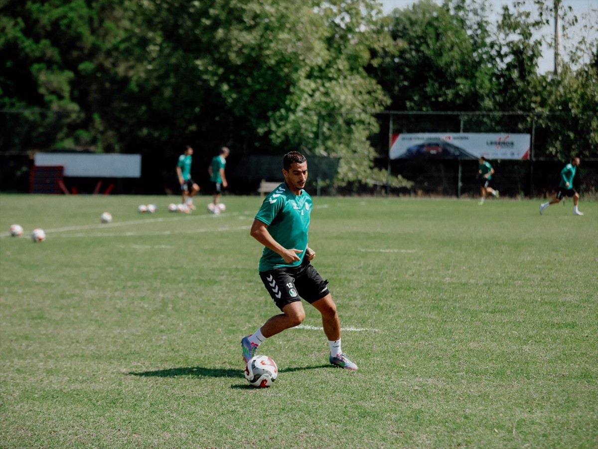 Sakaryaspor, Trendyol 1. Lig'in 5. haftasında deplasmanda Erzurumspor FK ile oynayacağı maçın...