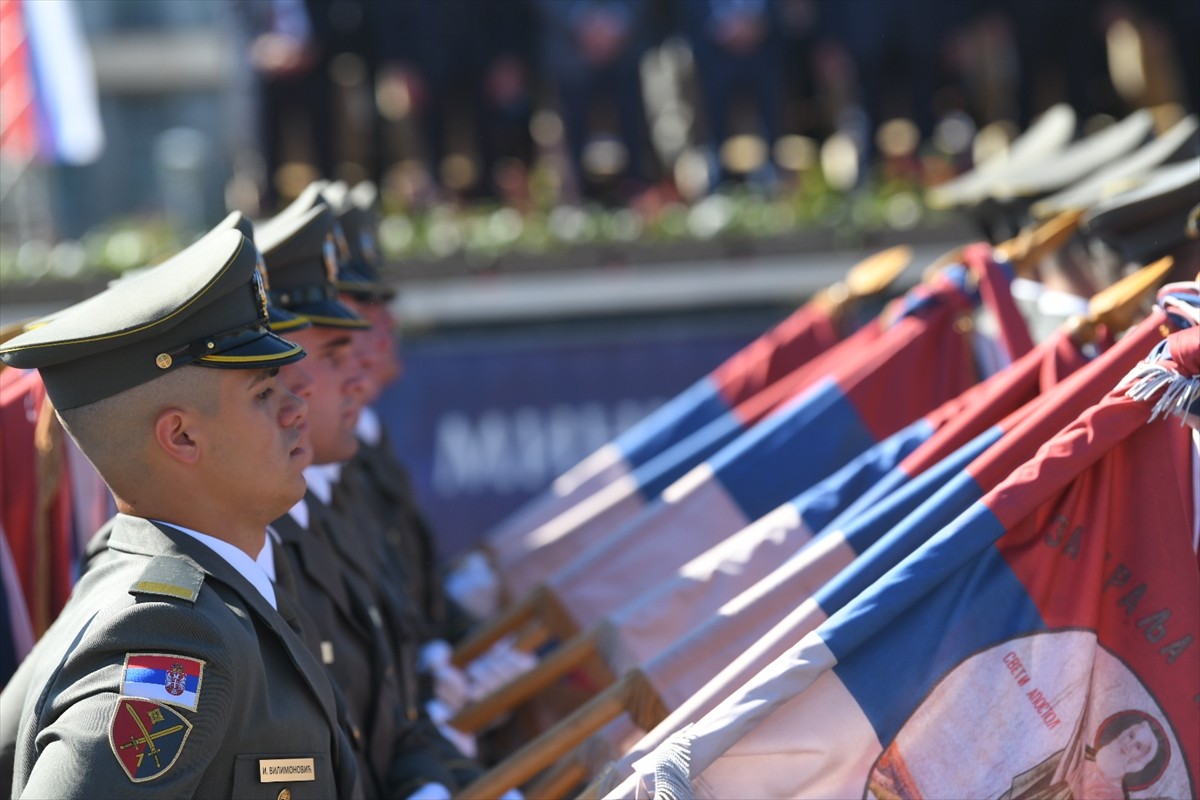 Sırbistan'da "Birliğin Gücü" ismiyle düzenlenen askeri geçit töreninde ülkenin savunma kapasitesi...